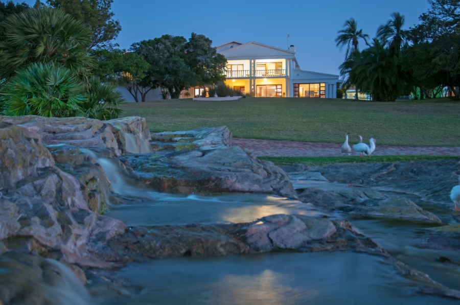 6 Bedroom Property for Sale in Walmer Heights Eastern Cape